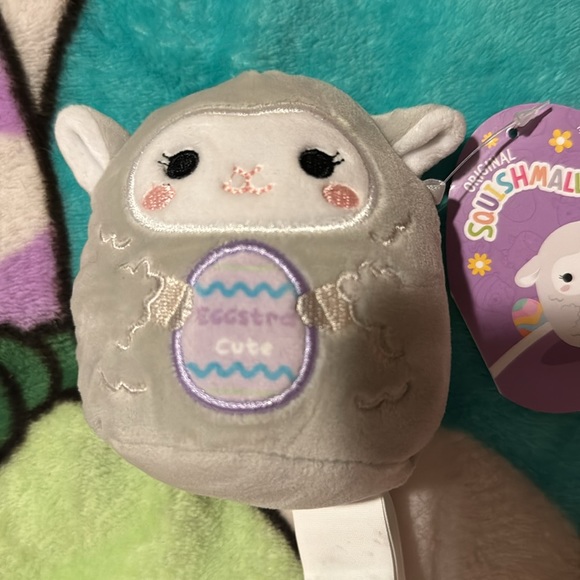 Olana the lamb mystery capsule squishmallow NWT - Picture 4 of 7